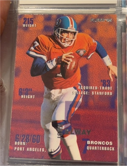1995 Fleer #110 John Elway Denver Broncos — front