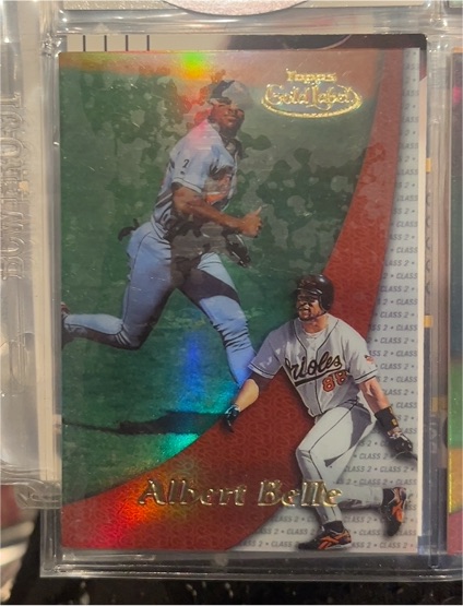 2000 Topps Gold Label #8 Albert Belle — front