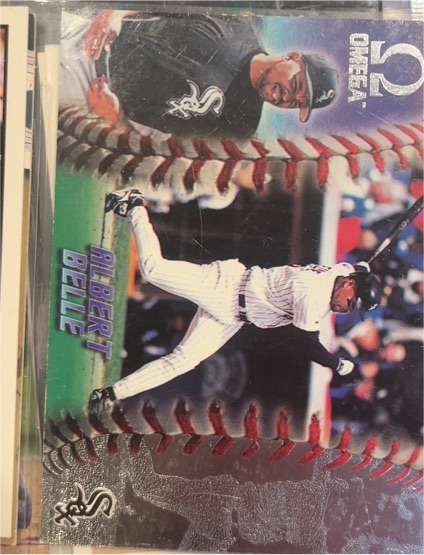 1995 Pacific Omega #39 Albert Belle — front