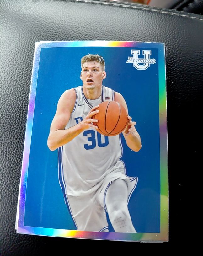 2022-23 Bowman University Chrome 2009 #09B-8 Kyle Filipowski — front