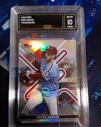 2022 Topps Finest #79 Bryce Harper Refractor — front