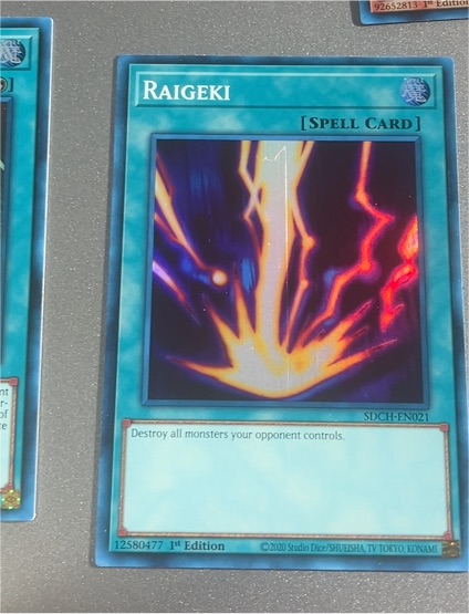 2020 Yu-Gi-Oh! SDCH-EN021 Raigeki — front