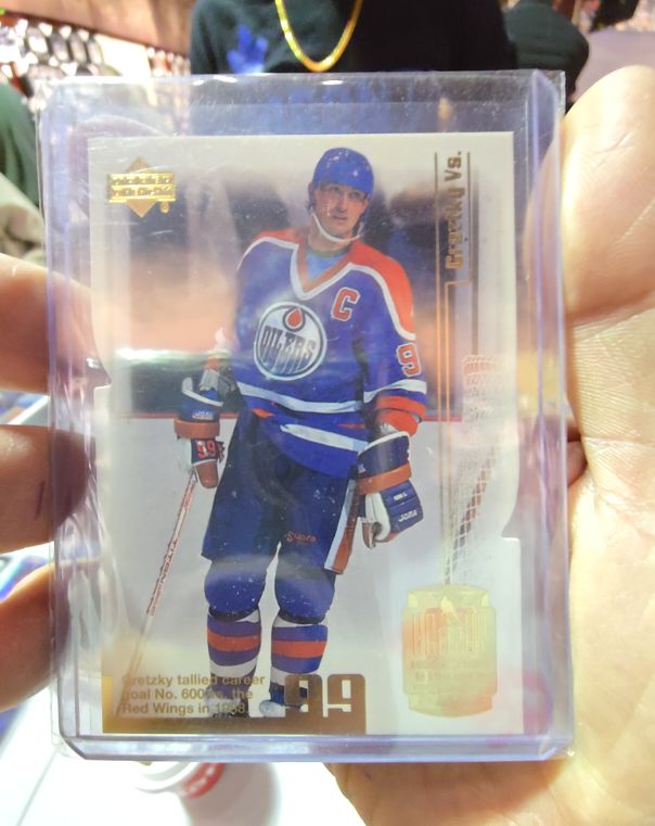 1999 Upper Deck #39 Wayne Gretzky — front