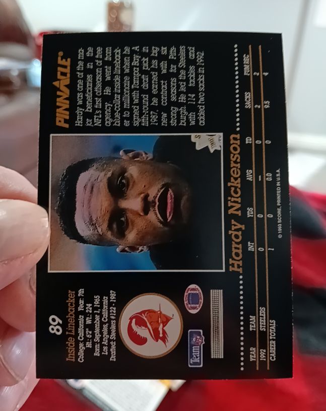1992 Pinnacle #89 Hardy Nickerson — front