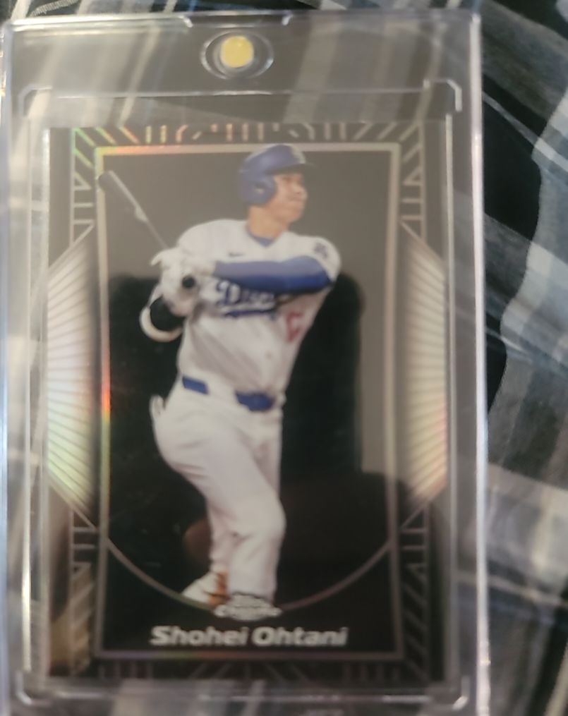 2025 Topps Chrome Shadow Etch #SE-1 Shohei Ohtani — front