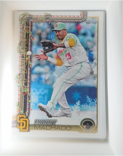 2025 Topps Holiday #H91 Manny Machado — front