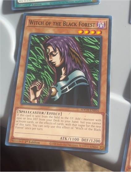 2020 Yu-Gi-Oh! SDCH-EN016 Witch of the Black Forest — front