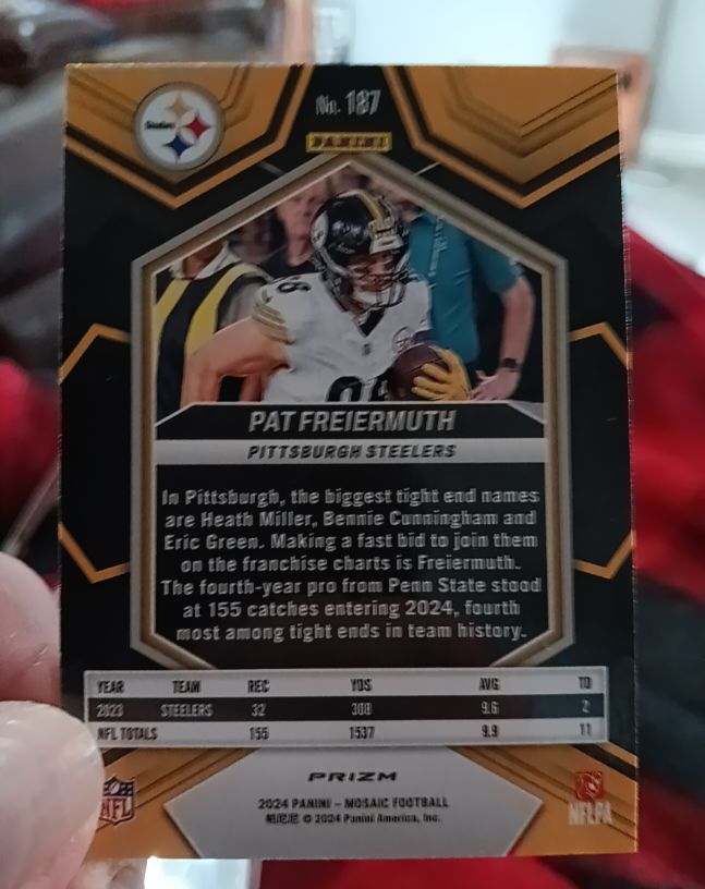 2024 Panini Mosaic #137 Pat Freiermuth — front