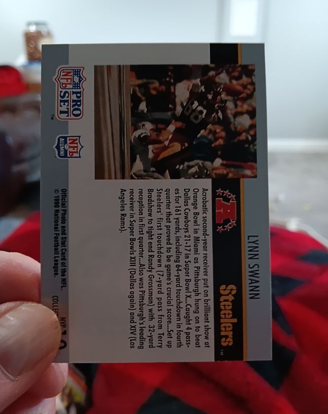 1990 Pro Set #70 Lynn Swann — front