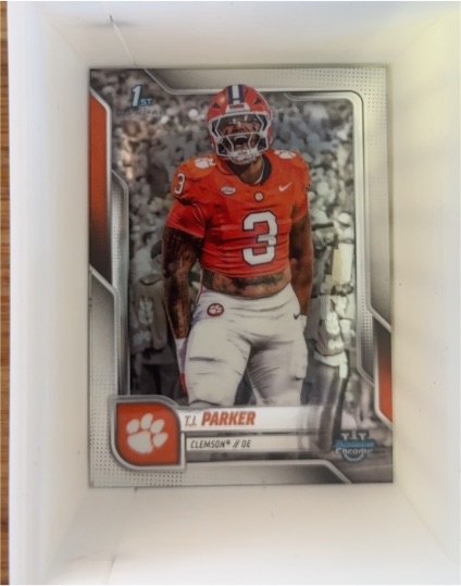 2025 Bowman University Chrome #114 T.J. Parker — front