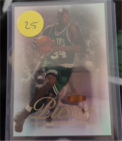1999-00 Flair Showcase #19 Paul Pierce — front