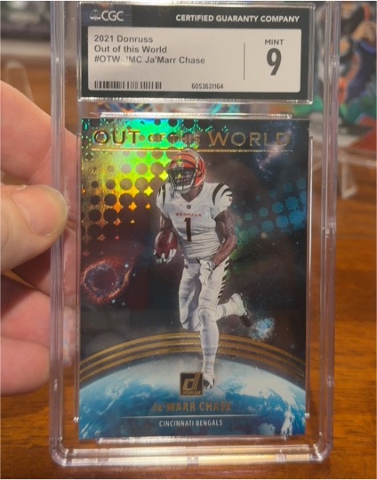 2021 Donruss Out of this World #OTW-JMC Ja'Marr Chase — front