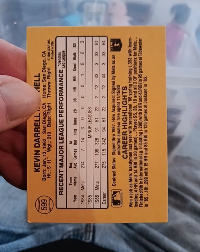 1990 Donruss #715e Kevin Mitchell — front