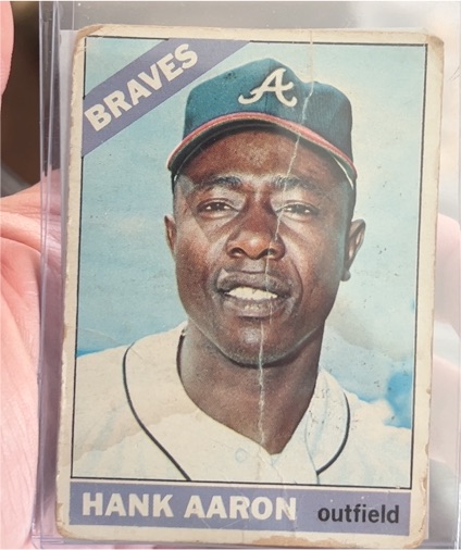 1966 Topps #500 Hank Aaron — front