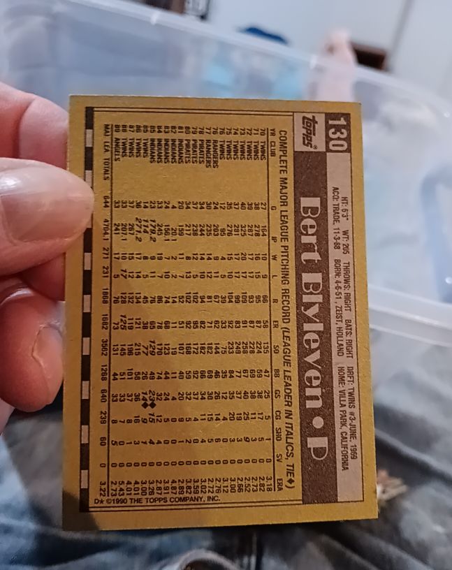 1990 Topps #130 Bert Blyleven — front