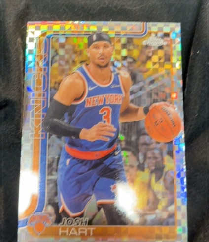 2025-26 Topps Chrome #160 Josh Hart — front