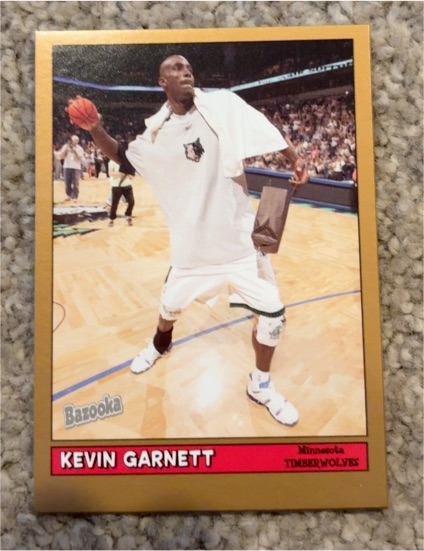 2005-06 Topps Bazooka #132 Kevin Garnett — front