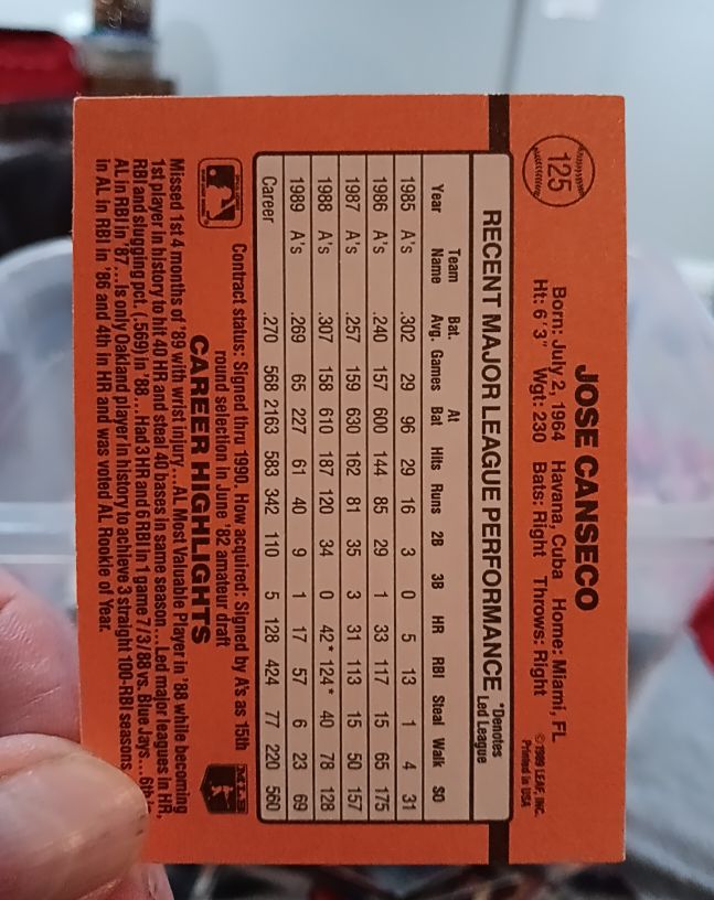 1990 Donruss #125 Jose Canseco — front