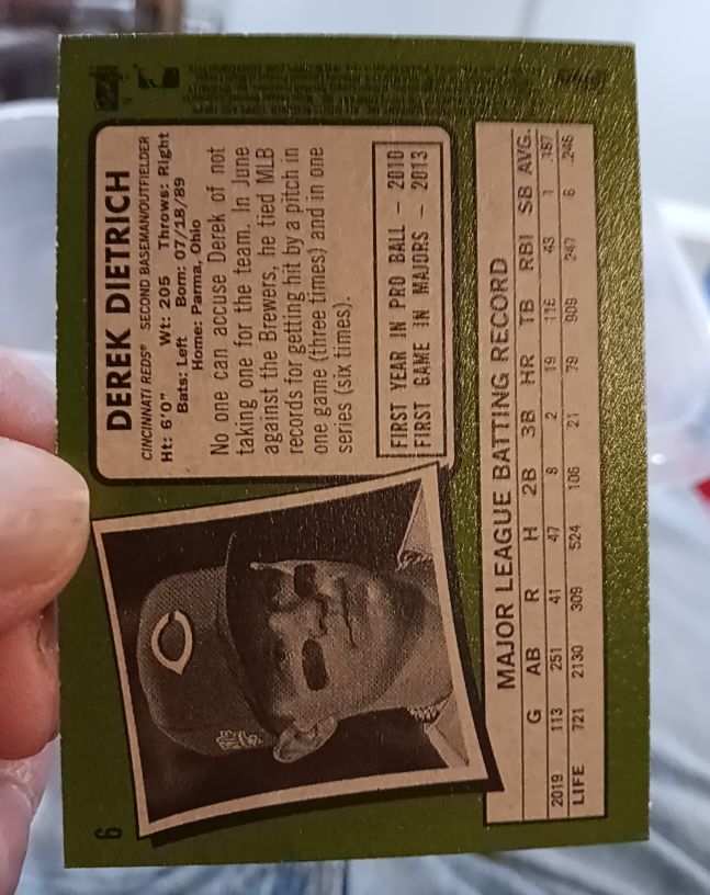 2019 Topps #6 Derek Dietrich — front