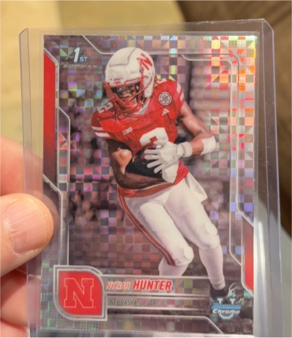 2025 Bowman Chrome University #10 Nyziah Hunter — front