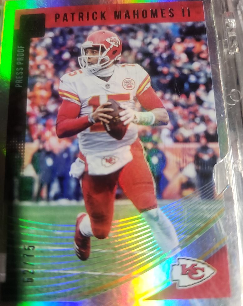 2018 Panini Donruss #138 Patrick Mahomes II — front