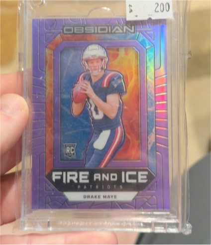 2024 Panini Obsidian #17 Drake Maye — front