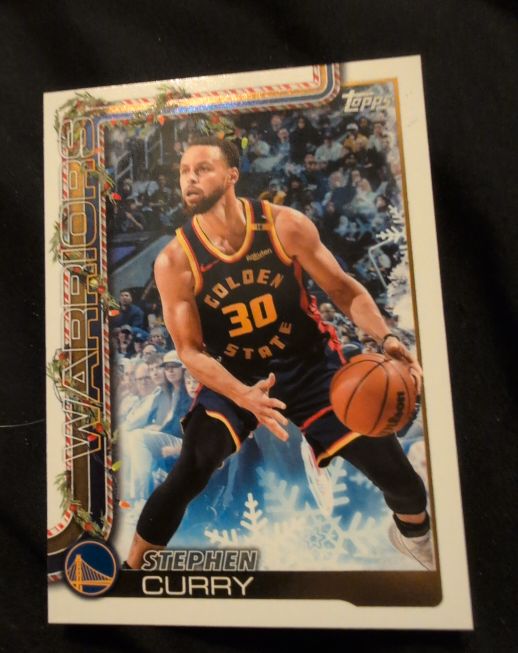 2025-26 Topps Holiday #H106 Stephen Curry — front