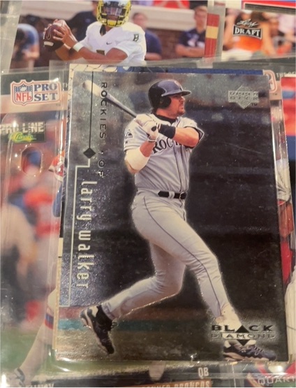 1995 Upper Deck Black Diamond #1 Larry Walker — front