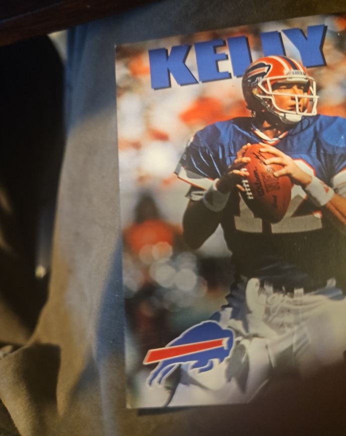 1992 Skybox Impact #1 Jim Kelly — front