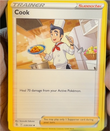 2021 Pokémon SWSH08: Fusion Strike #228 Cook — front