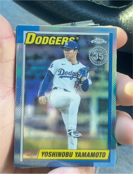 2025 Topps Chrome Update #90CU-14 Yoshinobu Yamamoto — front