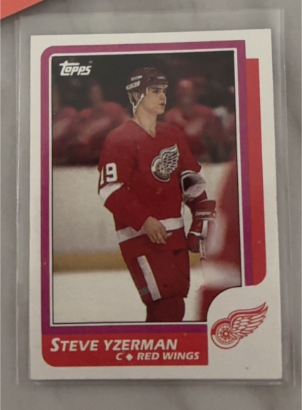 1986-87 Topps #11 Steve Yzerman — front