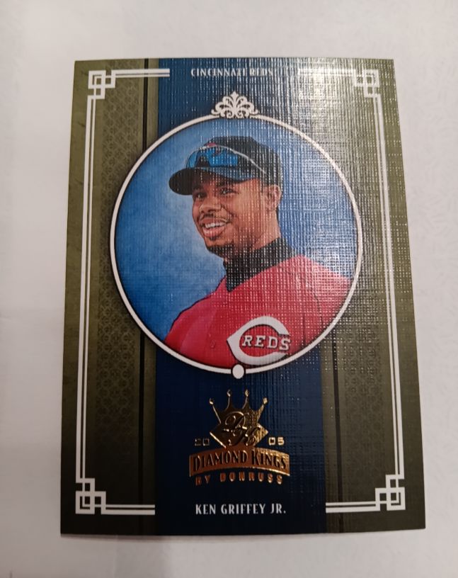 2005 Donruss Diamond Kings #72 Ken Griffey Jr. — front