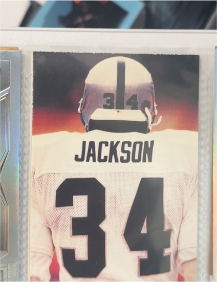 1990 Topps #1 Bo Jackson — front