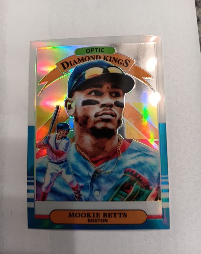 2019 Panini Donruss Optic Diamond Kings #1 Mookie Betts — front