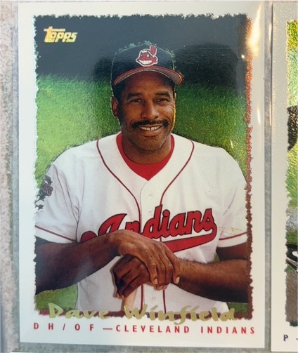1995 Topps #038 Dave Winfield CyberStats (Spectralight) — front