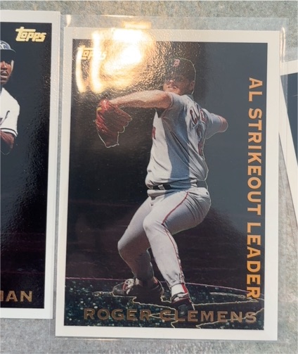1995 Topps League Leaders #LL23 Roger Clemens — front