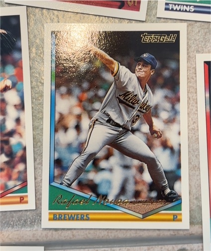 1993 Topps Gold #490 Rafael Navarro — front