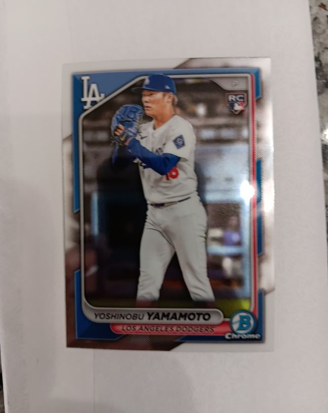 2024 Bowman Chrome #73 Yoshinobu Yamamoto — front