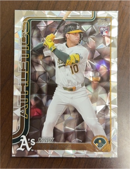 2025 Topps Update #US250 Max Muncy Diamante Foil Rookie — front