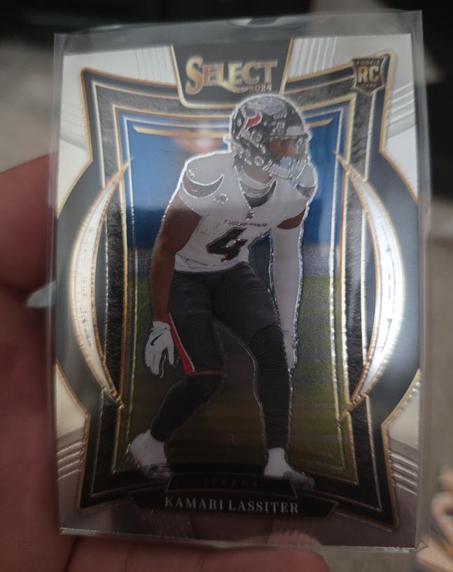 2024 Panini Select Concourse #77 Kamari Lassiter — front