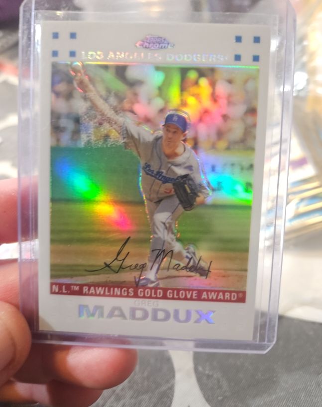 1993 Topps Chrome N.L. Rawlings Gold Glove Award Greg Maddux — front