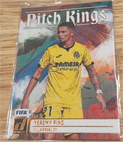 2023-24 Panini Donruss Soccer Pitch Kings #25 Yeremy Pino Villarreal CF — front