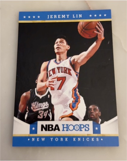 2012-13 Panini NBA Hoops #19 Jeremy Lin — front