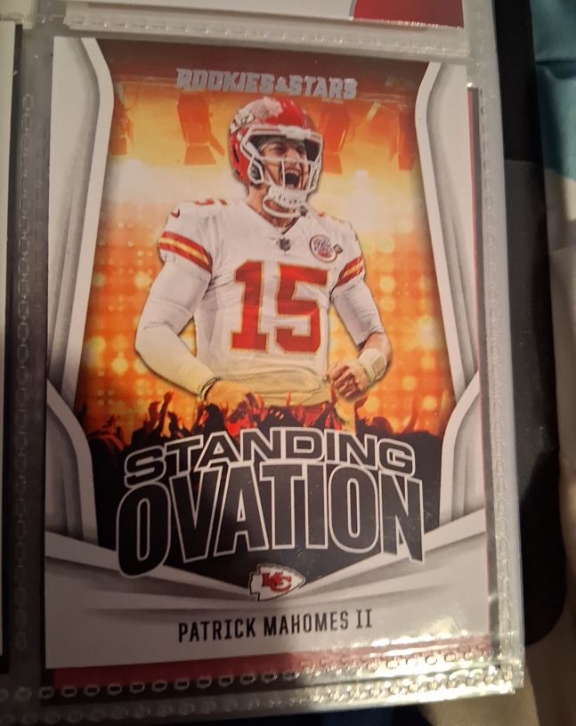 2023 Panini Rookies & Stars #SO-18 Patrick Mahomes II Standing Ovation — front