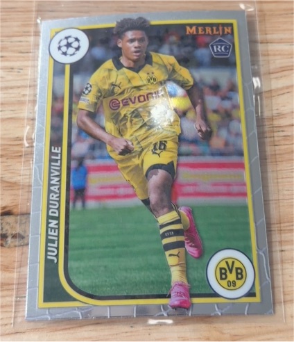 2023-24 Topps Merlin #26 Julien Duranville Borussia Dortmund Rookie Card — front