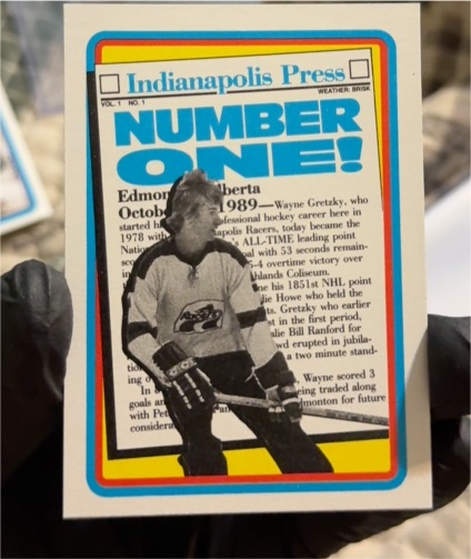 1990 Topps #1 Wayne Gretzky Indianapolis Press Number One — front