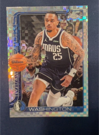 2025-26 Topps Chrome #19 P.J. Washington — front