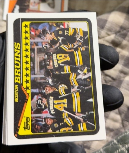 1990-91 Topps #165 Boston Bruins — front