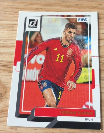 2022-23 Donruss #117 Ferran Torres — front